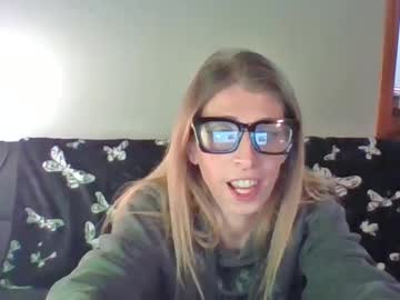 Thetrilogggy February 19, 2025 Chaturbate stream image