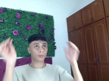 Alex_Sexilips February 19, 2025 Chaturbate stream image