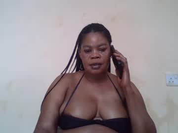 Sexydove2 stream photo from February 19, 2025