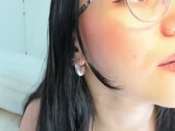 Helena_Hills February 19, 2025 Chaturbate stream image