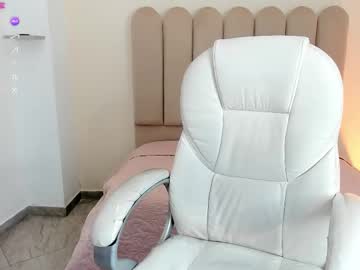 Luciana_Fuster18 February 19, 2025 Chaturbate stream image