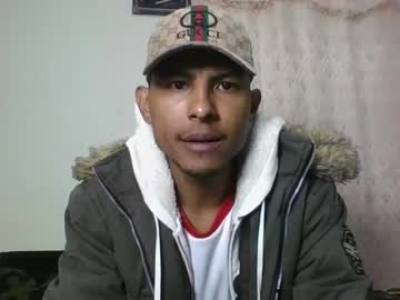 Sexyleon69 February 19, 2025 Chaturbate stream image