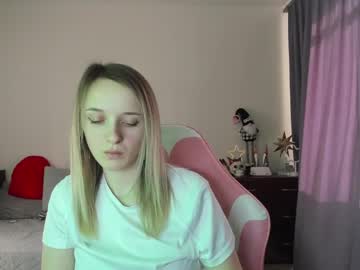 Rousereed February 19, 2025 Chaturbate stream image