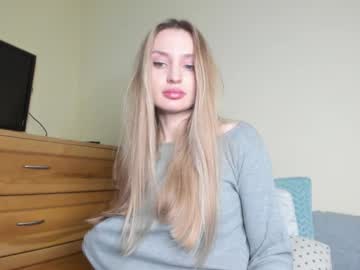 Badmodel_ February 19, 2025 Chaturbate stream image