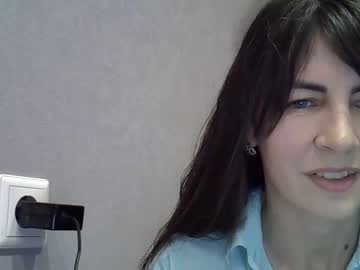 Isabell_16 February 19, 2025 Chaturbate stream image