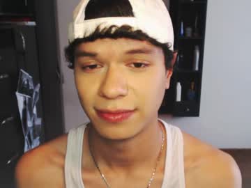 Rexbunnybody February 19, 2025 Chaturbate stream image