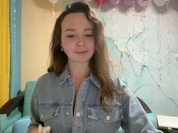 Smiling_Riddle February 19, 2025 Chaturbate stream image