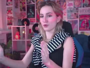Luxrayi February 19, 2025 Chaturbate stream image