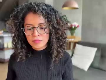 Illaroom February 19, 2025 Chaturbate stream image