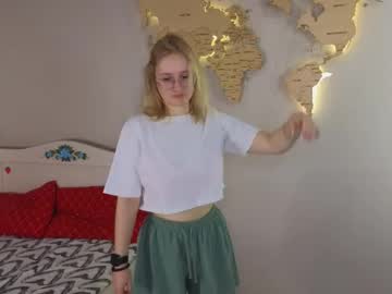 Queeniegladish February 20, 2025 Chaturbate stream image