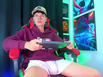 Moises_23cm February 20, 2025 Chaturbate stream image
