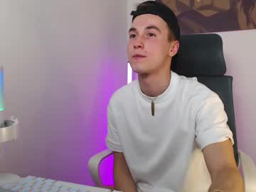 Aaron4ru February 20, 2025 Chaturbate stream image