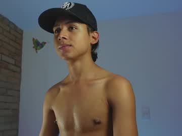 Alexiis_29 February 21, 2025 Chaturbate stream image