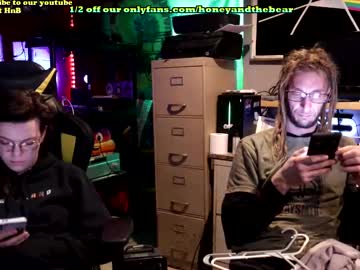 Honeyand_Thebear stream photo from February 21, 2025