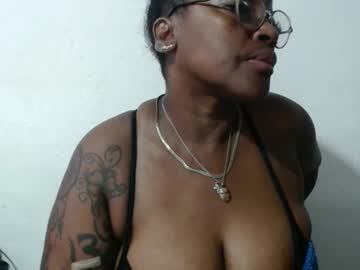 Loretybighot February 21, 2025 Chaturbate stream image