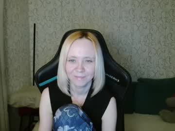 Angelcarly32 February 21, 2025 Chaturbate stream image