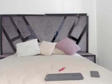 Laurensnow1_ February 21, 2025 Chaturbate stream image