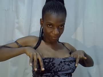 Pettitelavishey1 February 21, 2025 Chaturbate stream image