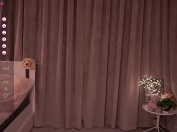 Quennaeyre February 22, 2025 Chaturbate stream image