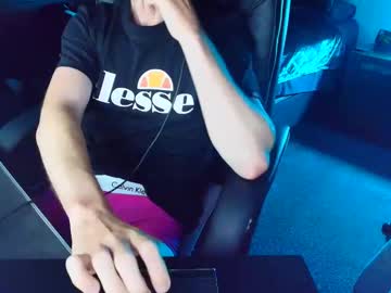 Hung_Kiwi_Boy February 28, 2025 Chaturbate stream image