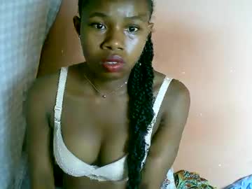 Franciefrancie February 28, 2025 Chaturbate stream image