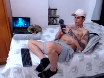 Harold_Cruz18 March 02, 2025 Chaturbate stream image