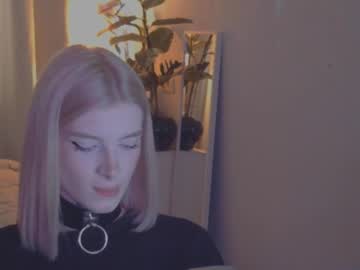 Hotchubently March 04, 2025 Chaturbate stream image