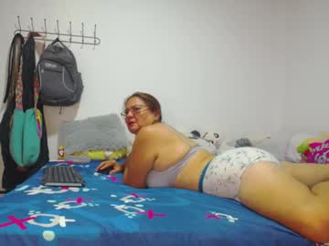 Stepmom_Slut_50_ stream photo from March 04, 2025