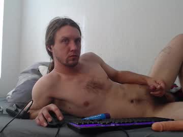 Daveecrusher March 04, 2025 Chaturbate stream image