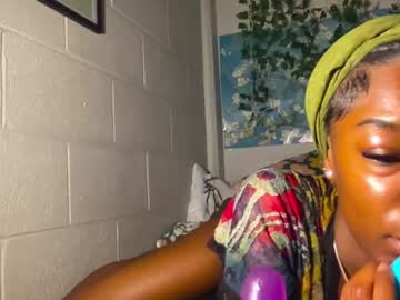 Lynneluxuryplay March 06, 2025 Chaturbate stream image