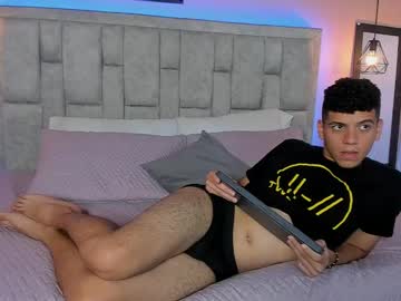 Leo_Fox22 March 06, 2025 Chaturbate stream image