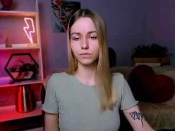Violett_Shy March 07, 2025 Chaturbate stream image