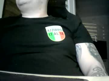 Niewidoczny26 March 07, 2025 Chaturbate stream image