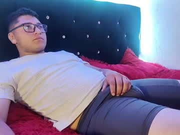 Bunnyjump332045 March 12, 2025 Chaturbate stream image