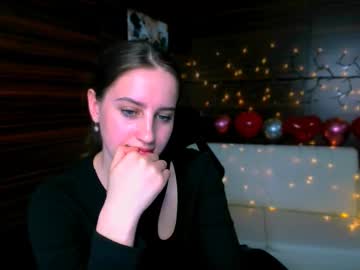 Lily__Lux March 12, 2025 Chaturbate stream image