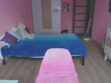 Halleyg March 12, 2025 Chaturbate stream image