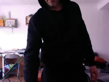 Sandropertoni March 12, 2025 Chaturbate stream image