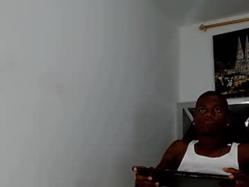 Izan_Ziratz March 12, 2025 Chaturbate stream image