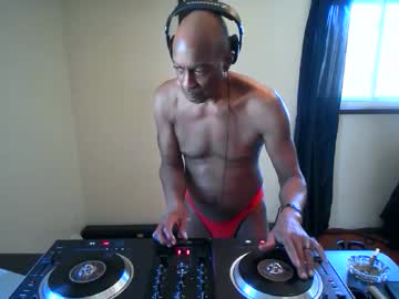 Longcock4you8686 March 13, 2025 Chaturbate stream image