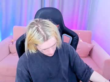 Fenton_Ariel March 15, 2025 Chaturbate stream image