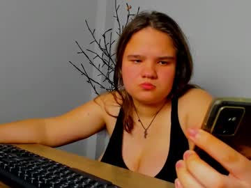 Adelecruzz March 16, 2025 Chaturbate stream image