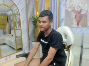 Maike_Laroch March 17, 2025 Chaturbate stream image