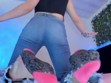 Flylia_ March 17, 2025 Chaturbate stream image