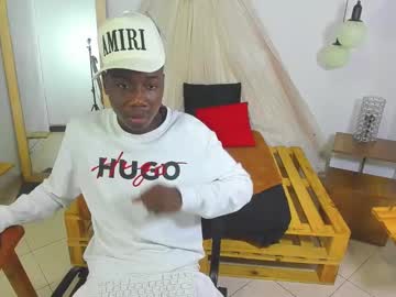 Peluche_Ebony1 March 18, 2025 Chaturbate stream image