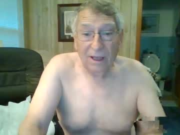 Maturecouple1954 stream photo from March 18, 2025