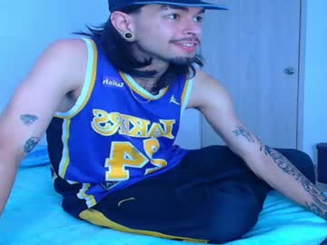 Theferxxo_12 March 18, 2025 Chaturbate stream image