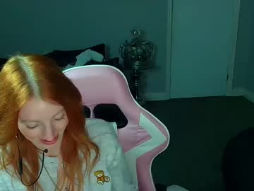 Red_Firesquirt March 18, 2025 Chaturbate stream image