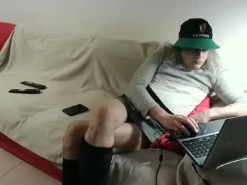 Efi_Crossou March 18, 2025 Chaturbate stream image