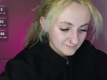 Frosty_Blueberries4 March 19, 2025 Chaturbate stream image