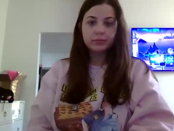 Cherrybanana444 March 19, 2025 Chaturbate stream image
